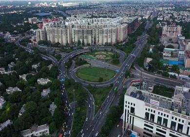An aerial shot of the flyover with running traffic in New Delhi, India