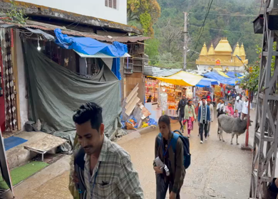 20th March 2026 : A Shot of Pilgrims Going to Mata Vaishno Devi Temple During Navratri Festival India