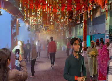 20th March 2026 : A Shot of Pilgrims Walking to Mata Vaishno Devi Temple During Navratri Festival in India