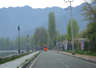 20th April 2026 : A Shot of Road Along Dal Lake Srinagar, Kashmir, India