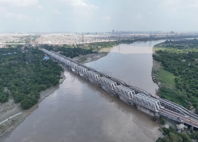 Aerial Drone View of Lohapul, Old Yamuna Bridge, Delhi, India – High Water Levels, 2025 Rains