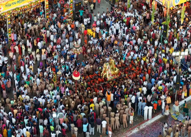 12th May 2025 : Aerial View of Massive Crowd During Azhagar Festival at Vaigai River Madurai India