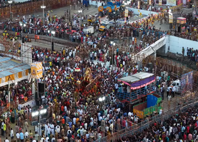 12th May 2025 : Aerial View of Massive Crowd During Azhagar Festival at Vaigai River Madurai India