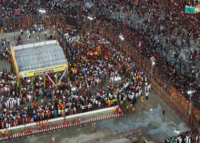 12th May 2025 : Aerial View of Massive Crowd During Azhagar Festival at Vaigai River Madurai India