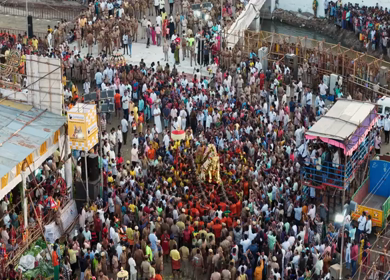 12th May 2025 : Aerial View of Massive Crowd During Azhagar Festival at Vaigai River Madurai India
