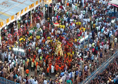 12th May 2025 : Aerial View of Massive Crowd During Azhagar Festival at Vaigai River Madurai India