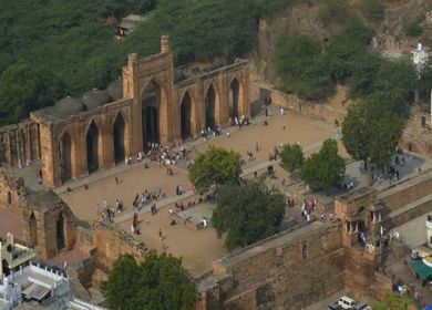 A shot of Adhai Din Ka Jhopra showcasing ancient Indo-Islamic architecture in Ajmer, India