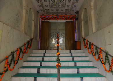 Gurudwara,Pitampura,New Delhi,NCR,India-4th February,2019: A Steady cam shot of the entrance of gurudwara at Pitmapura in New Delhi,India