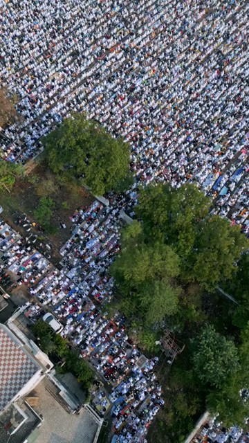 Vertical Aerial View of Eid Prayers at Taj-ul-Masajid, Bhopal, India