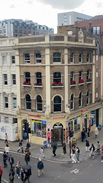 19th June 2024 : Vertical Timelapse View of Street Corner Building in London England