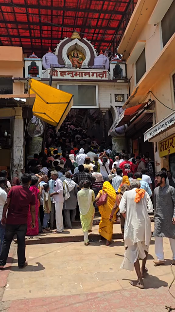 05th August 2026 : Vertical View of Hanuman Garhi Temple and Devotees in Ayodhya, India